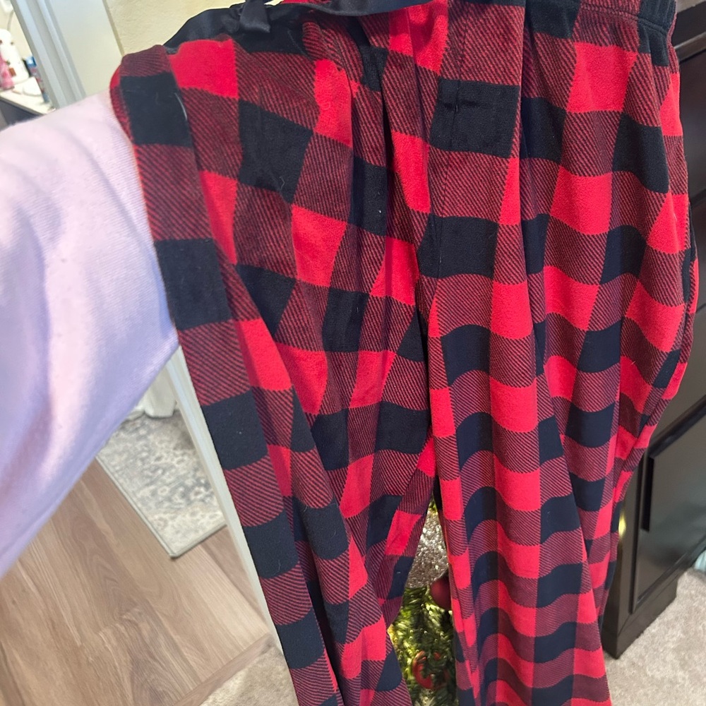 Stars Above Winter Women's Pajamas